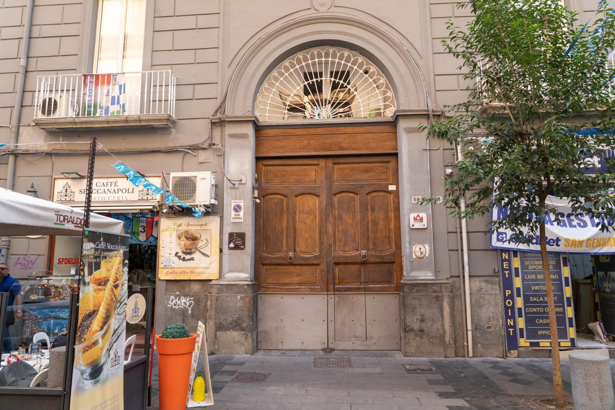 那不勒斯Il Duomo A Due Passi公寓 外观 照片